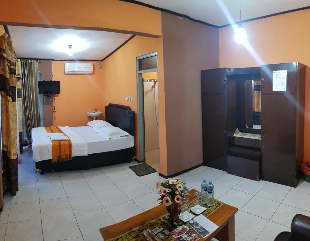 The Room إنده المظهر الخارجي الصورة
